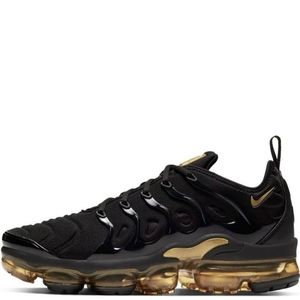 Nike Air VaporMax Plus size 10 black and gold